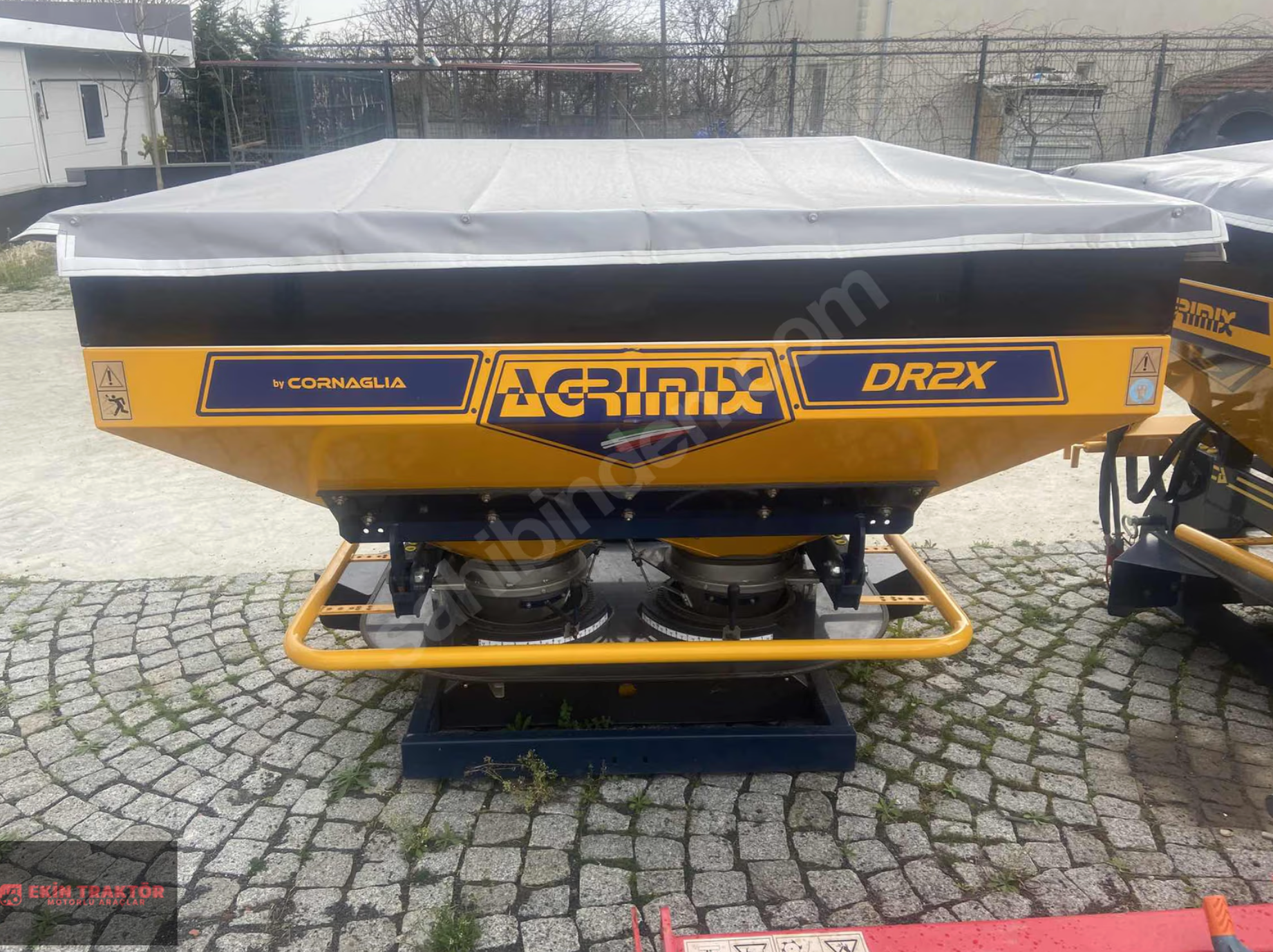 İtalyan Devi Agrimix Gübre Serpme Makinesi ekipman fotoğrafı 4 - Ekin Traktör