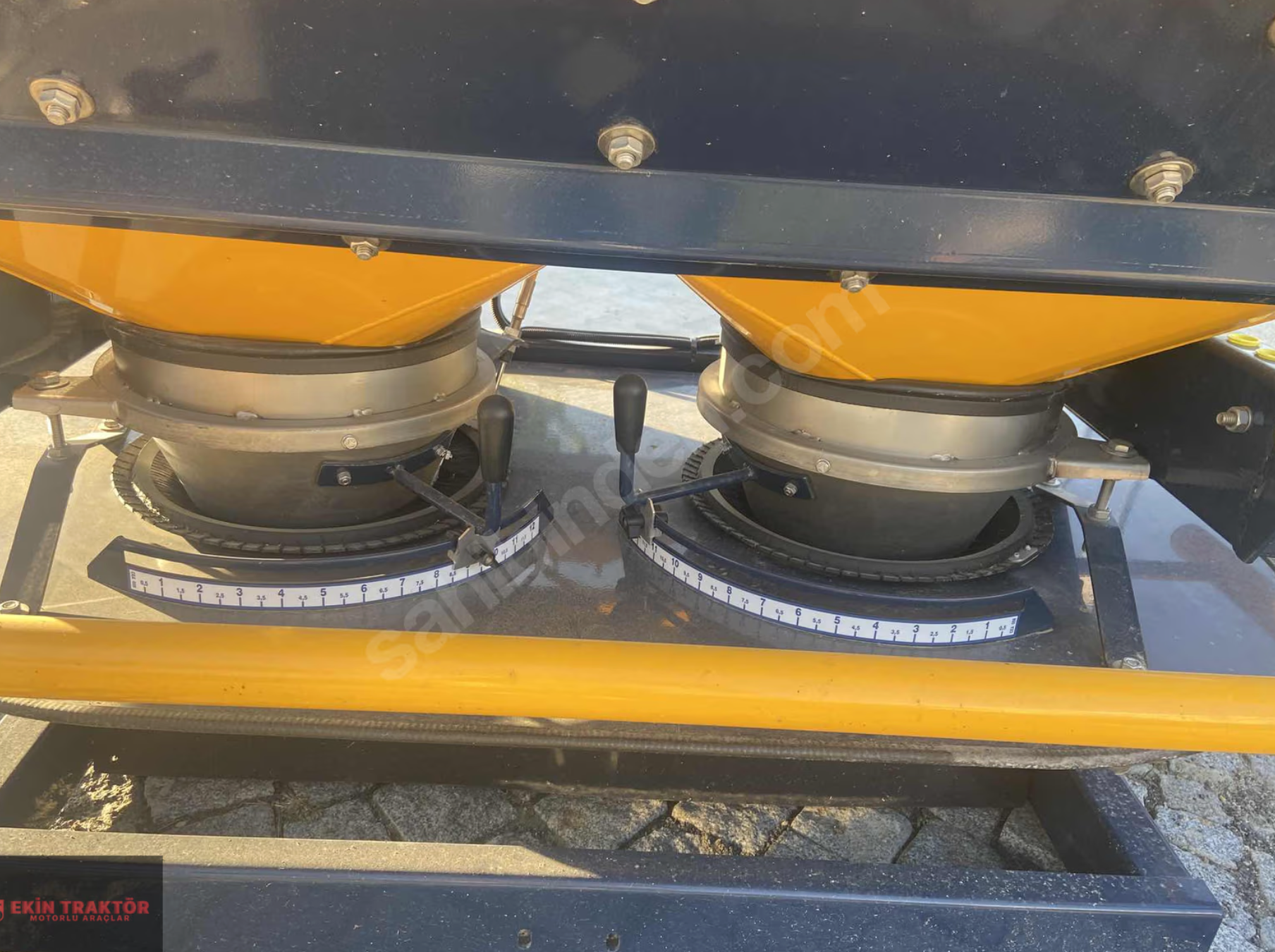 İtalyan Devi Agrimix Tronik ekipman fotoğrafı 3 - Ekin Traktör
