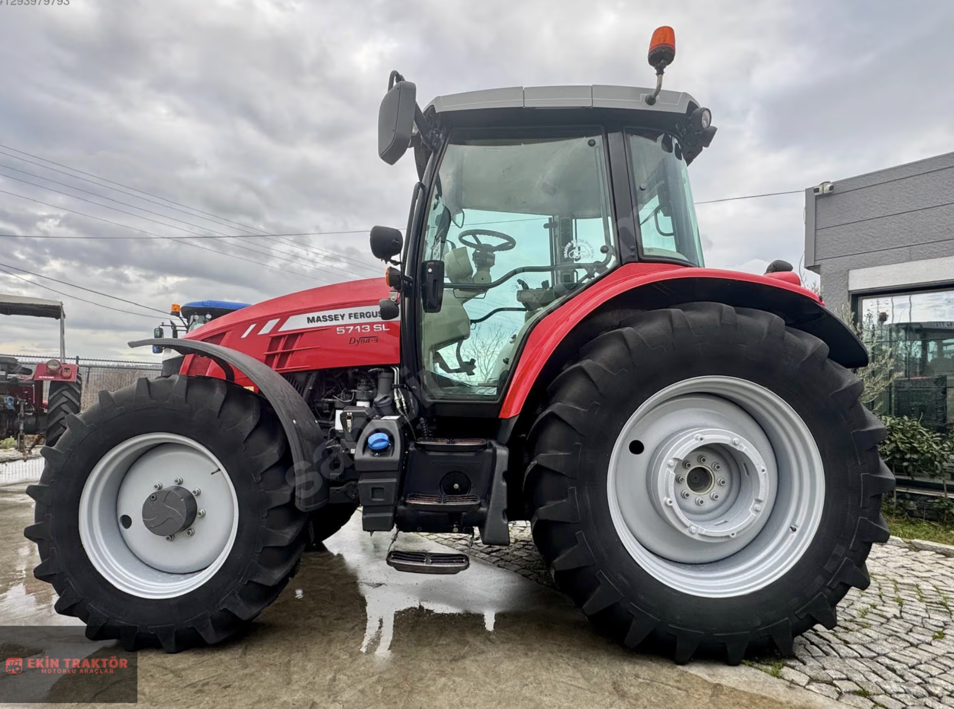 Massey Ferguson 5713 SL traktör ilan fotoğrafı 2 - Ekin Traktör