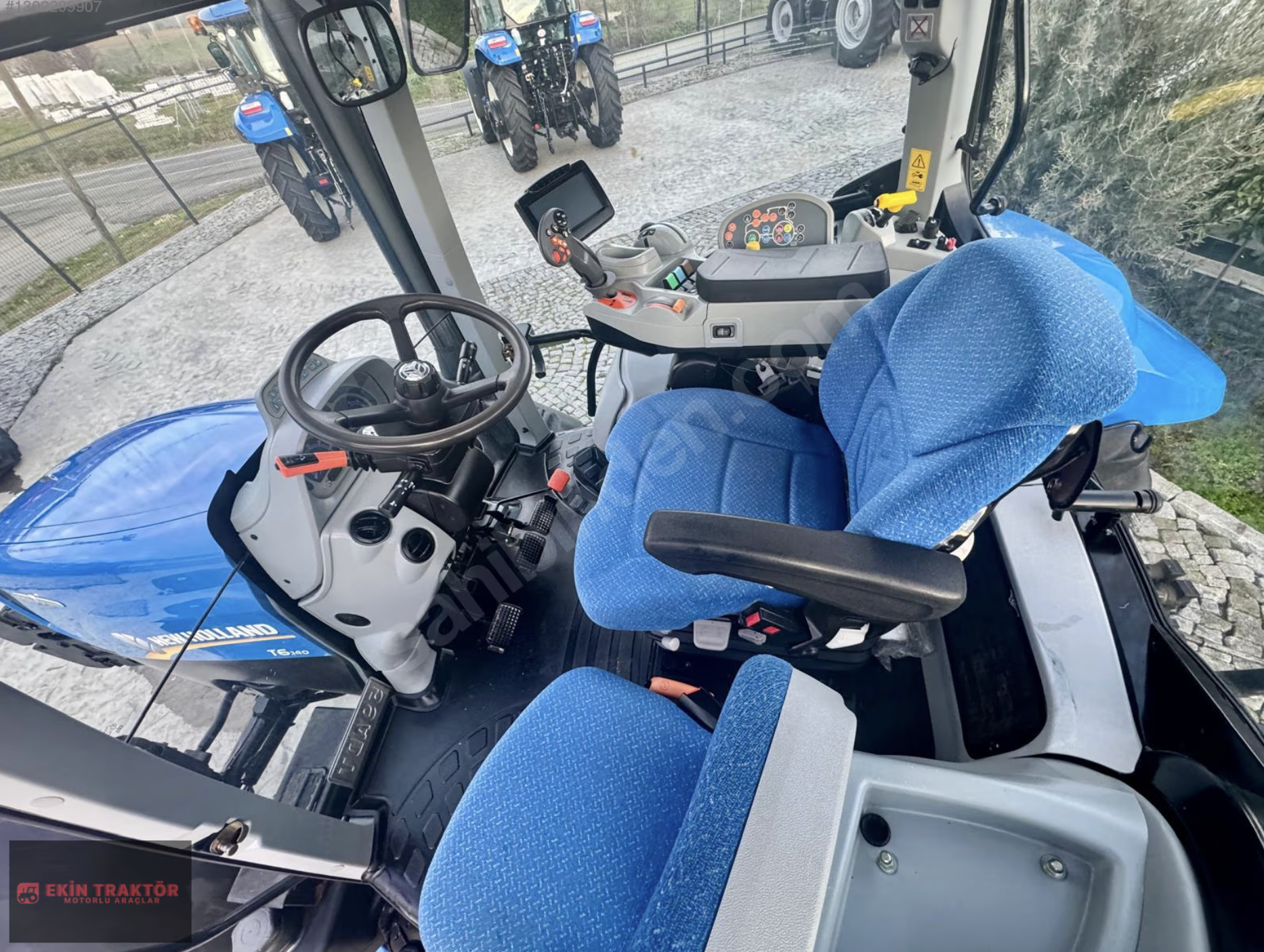 New Holland T6.145 Autocommand CVT traktör ilan fotoğrafı 4 - Ekin Traktör